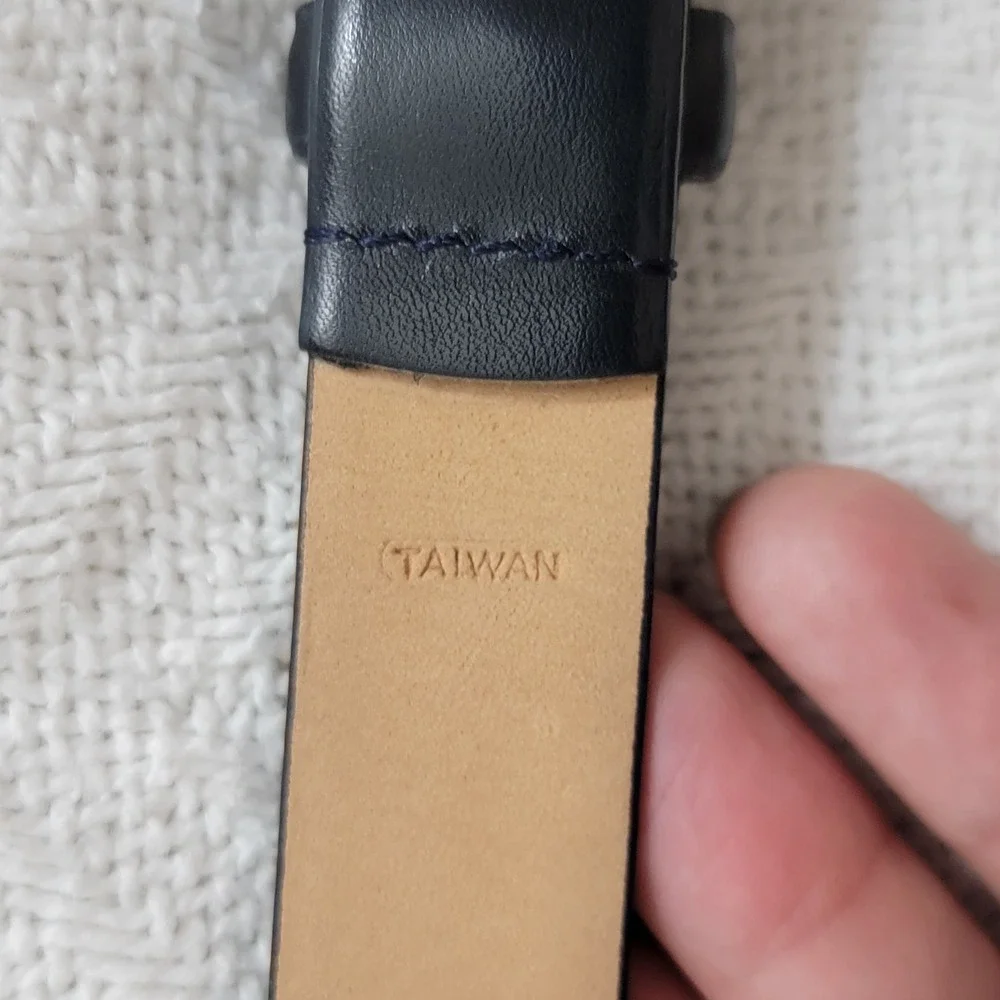 Nordstrom Genuine Italian Calfskin Leather Lined‎ Belt M Black Leather buckle